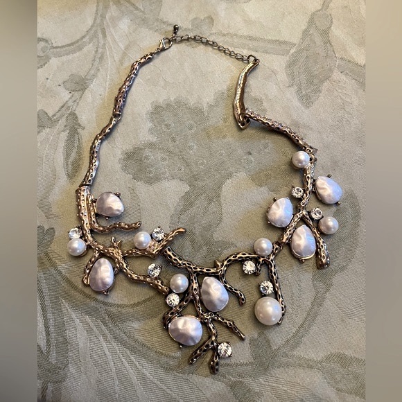 Organic Design of Bronze Tree Branch Faux Pearls & Rhinestone Statement Necklace - Picture 2 of 15